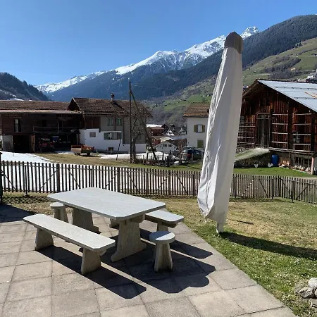 Casa Steilalva - Grosszügiges Für Erholsamen Familienurlaub Chalet Surrein