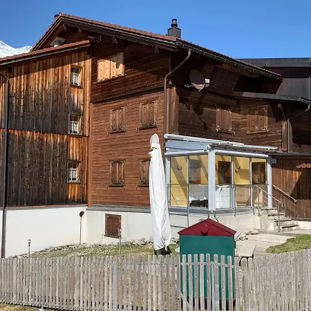 Casa Steilalva - Grosszuegiges Fuer Erholsamen Familienurlaub * Surrein