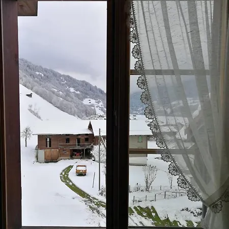 Casa Steilalva - Grosszuegiges Fuer Erholsamen Familienurlaub Surrein