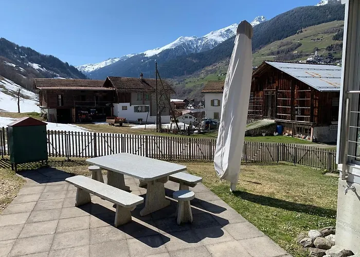 Casa Steilalva - Grosszuegiges Fuer Erholsamen Familienurlaub Alpehytte Surrein