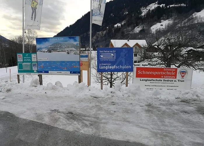 Casa Steilalva - Grosszuegiges Fuer Erholsamen Familienurlaub * Surrein